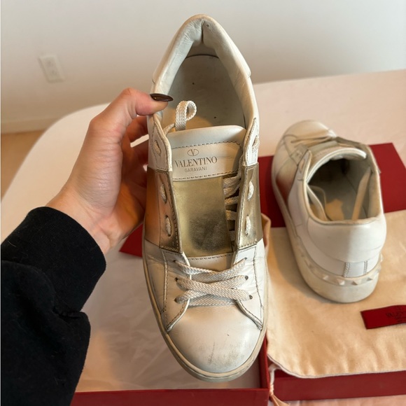 VALENTINO GARAVANI SNEAKERS - Picture 7 of 9